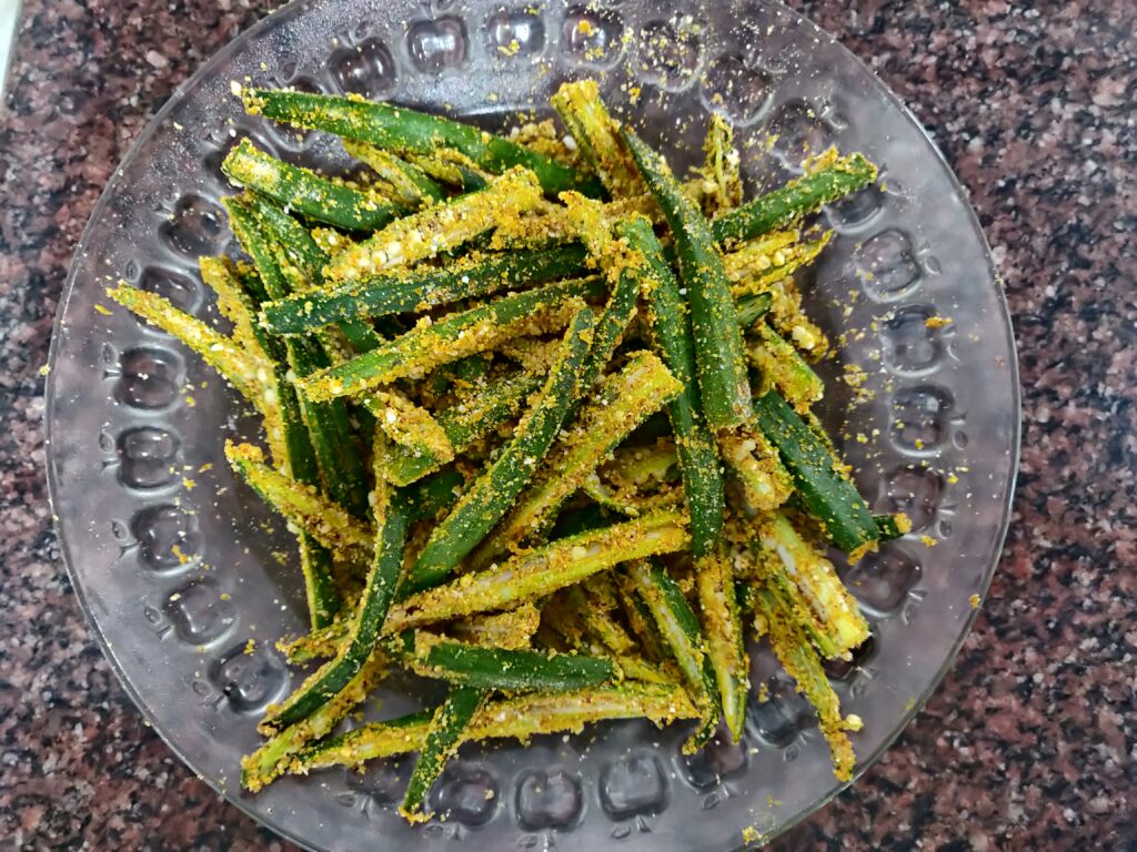 Kurkuri bhindi