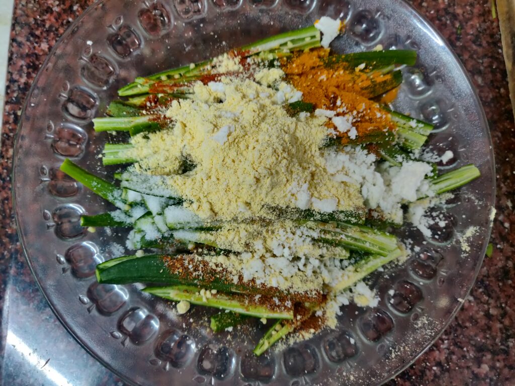 kurkuri bhindi